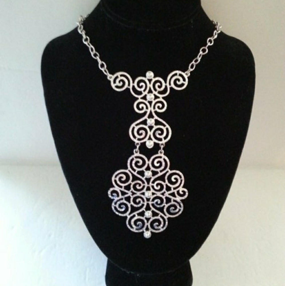 Vintage Runway necklace